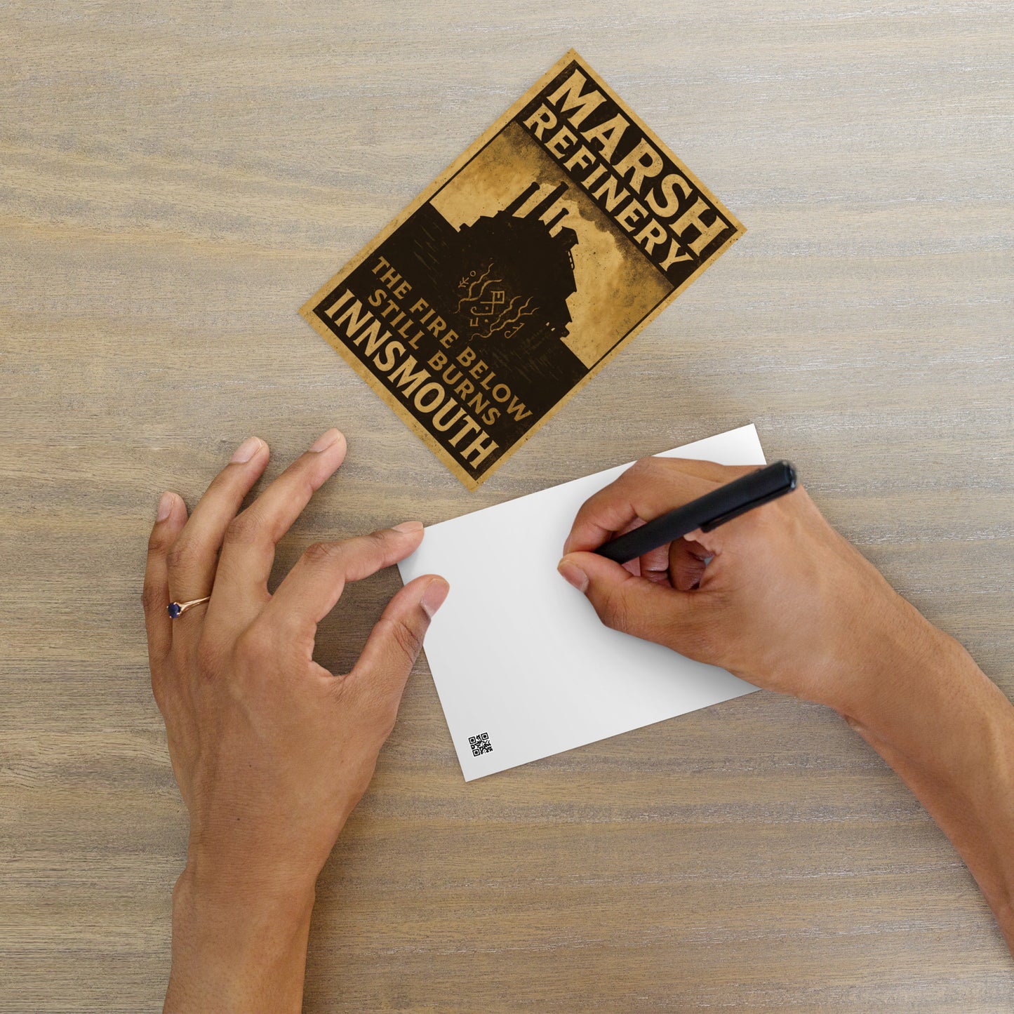 Das Feuer unten brennt noch – Marsh Refinery Standard Postkarte