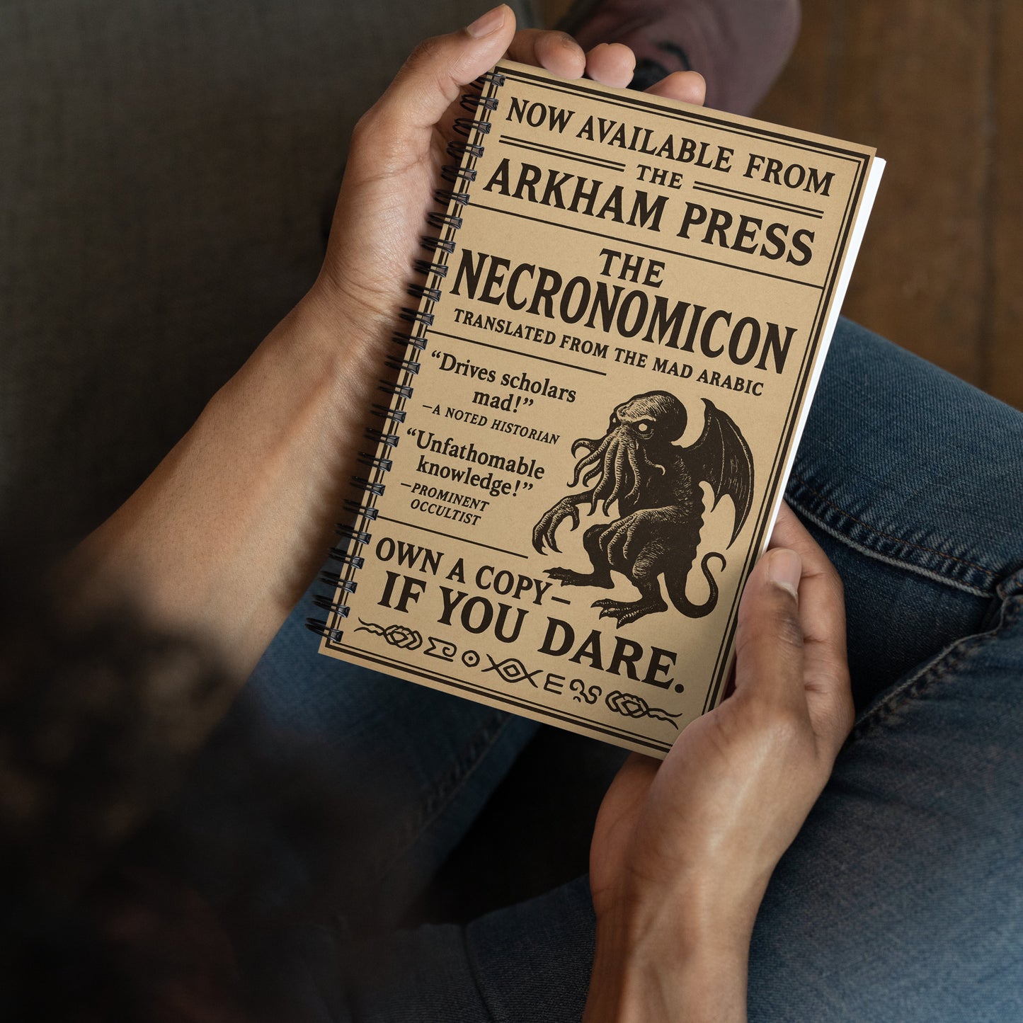 Necronomicón – Ya disponible en Arkham Press Cuaderno espiral